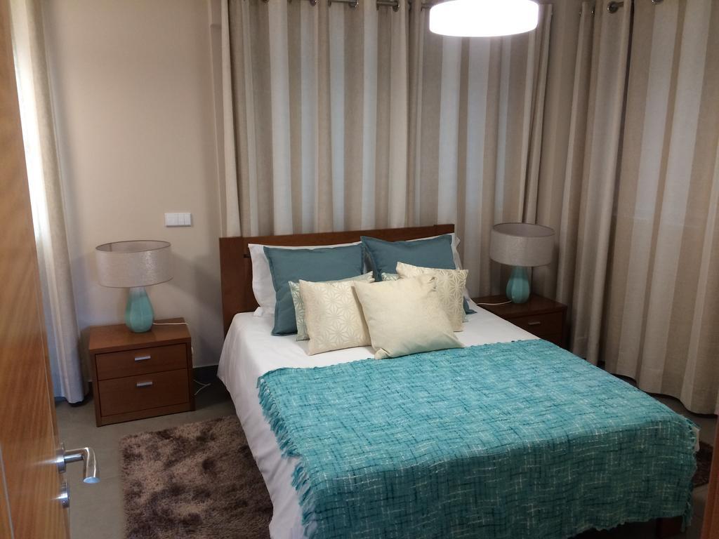Apartamentos Sousa フンシャル エクステリア 写真