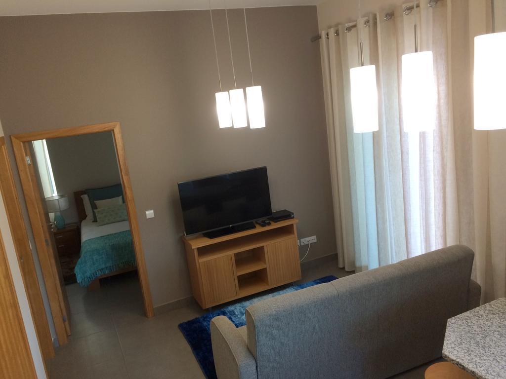 Apartamentos Sousa フンシャル エクステリア 写真