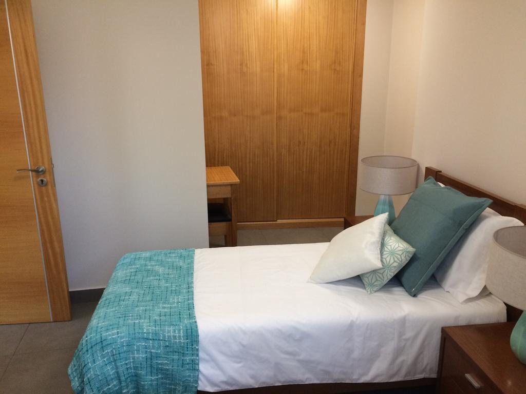 Apartamentos Sousa フンシャル エクステリア 写真